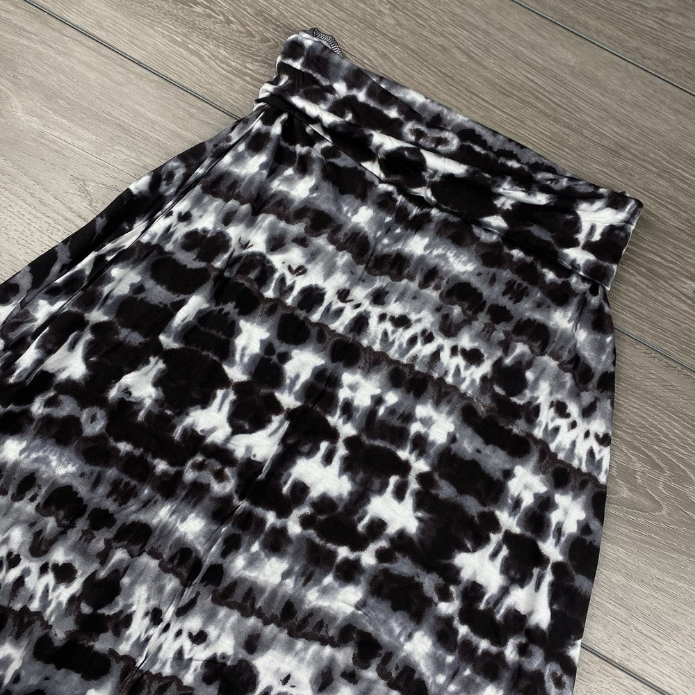 Renee C‎ Women's Rayon Blend Stretchy Maxi Skirt Black Grey White Tie Dye Large